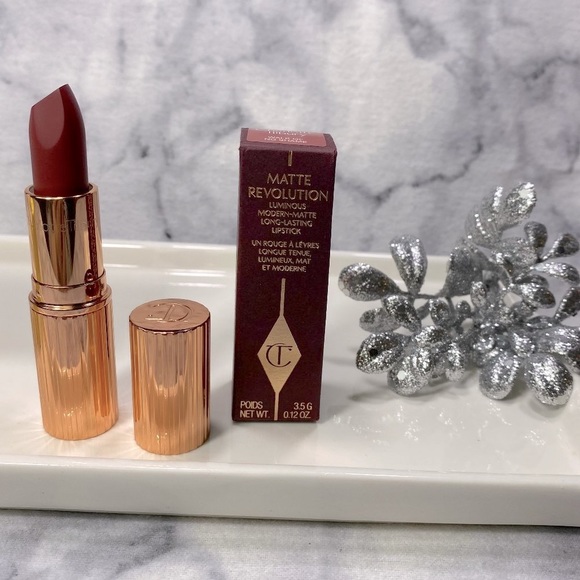 Charlotte Tilbury Matte Revolution Luminous Long-Lasting Lipstick - Walk of Sham - Picture 2 of 10